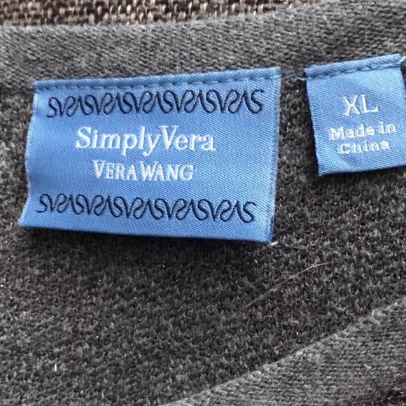 SIMPLY VERA WANG GRAY AND SPARKLE SWEATER. - Picture 6 of 7